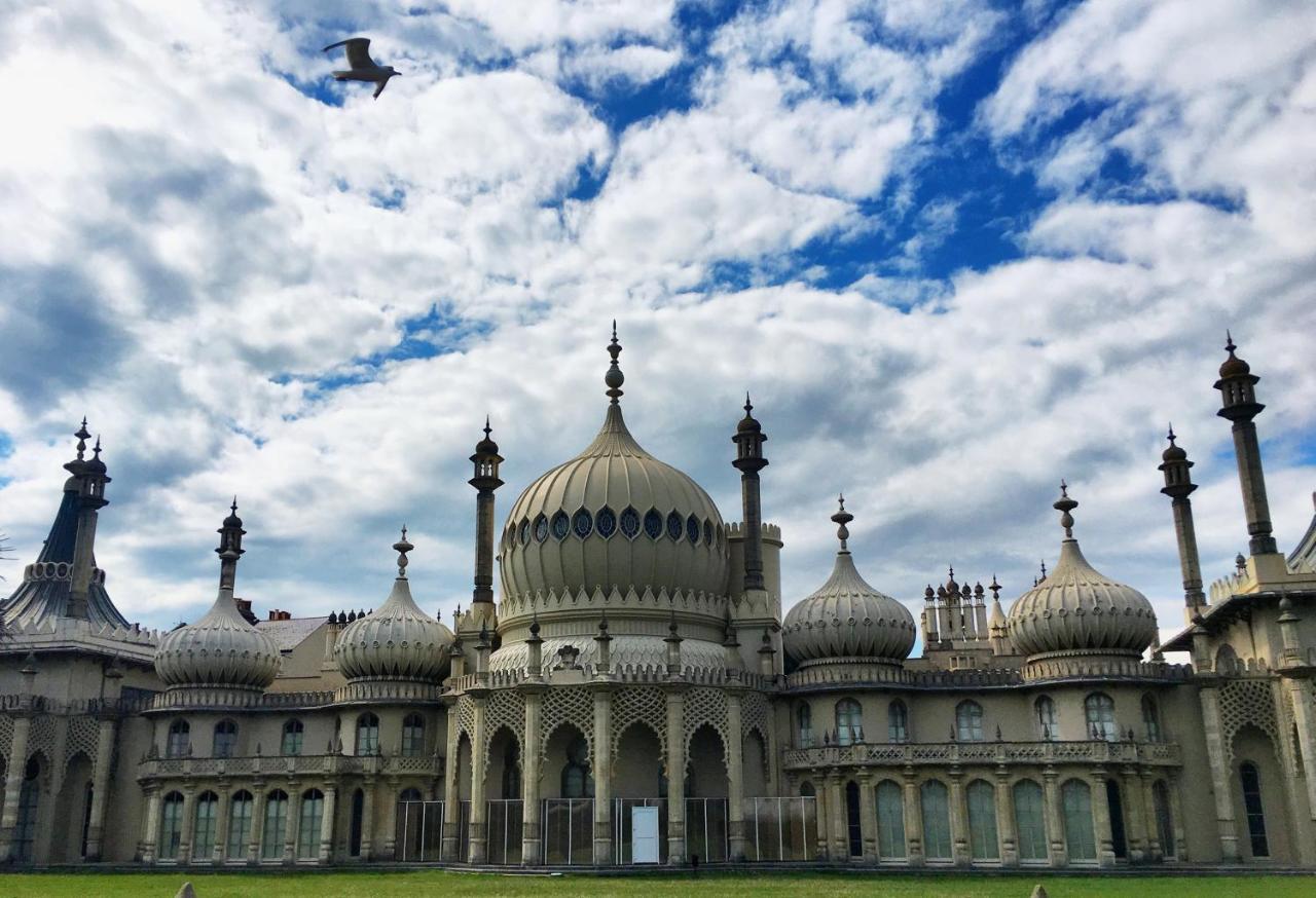 Amherst Brighton Exterior foto
